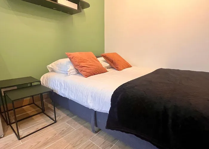 Appartamento Fully Equipped - 2 Guests - 4 Mins From The Metro *
